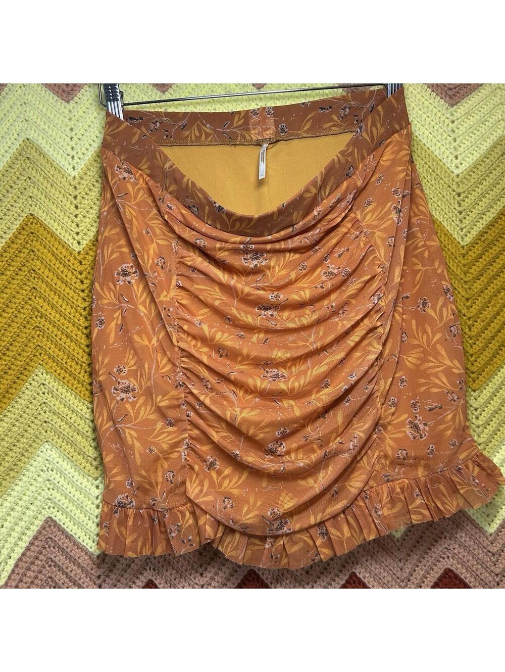 FREE PEOPLE Romi Mesh Skirt Orange Surplus Ruffle Hem Pull On Skirt Size Large